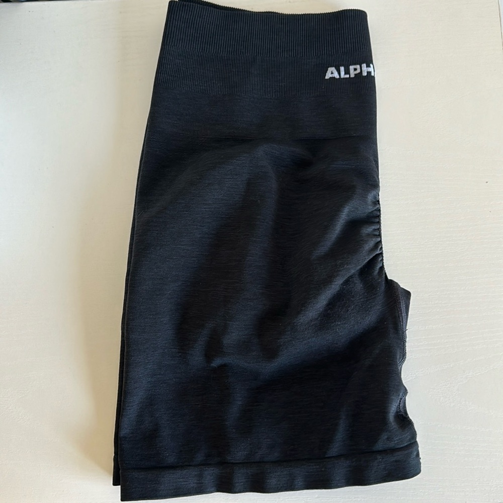 Alphalete Amplify Shorts 4.5 in